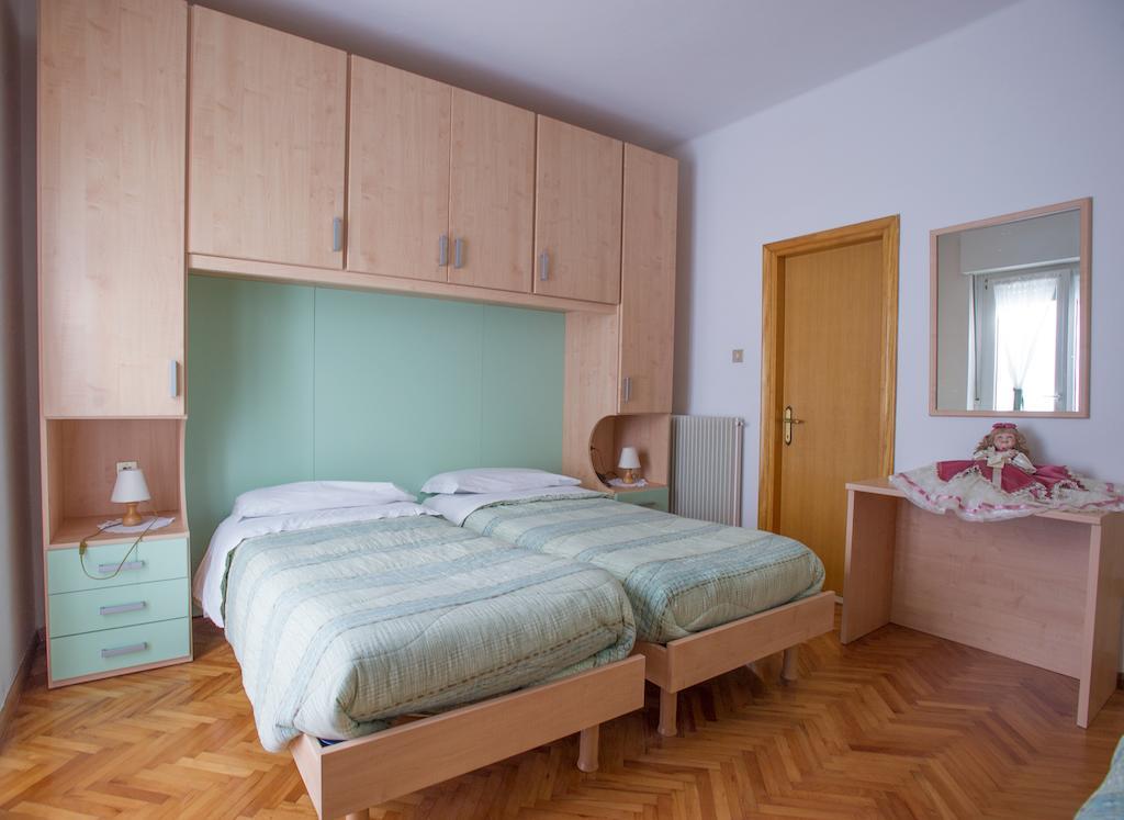 Albergo Italia Molveno Exteriör bild