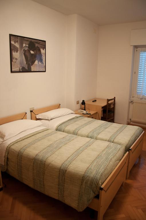 Albergo Italia Molveno Rum bild